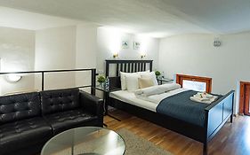 Cosy Corner - Entire Apartment Near Oktogon